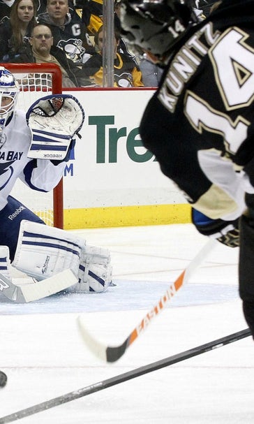 Ondrej Palat forces OT, but Lightning fall to Penguins in extra period
